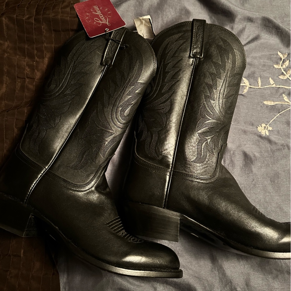 Lucchese like boots